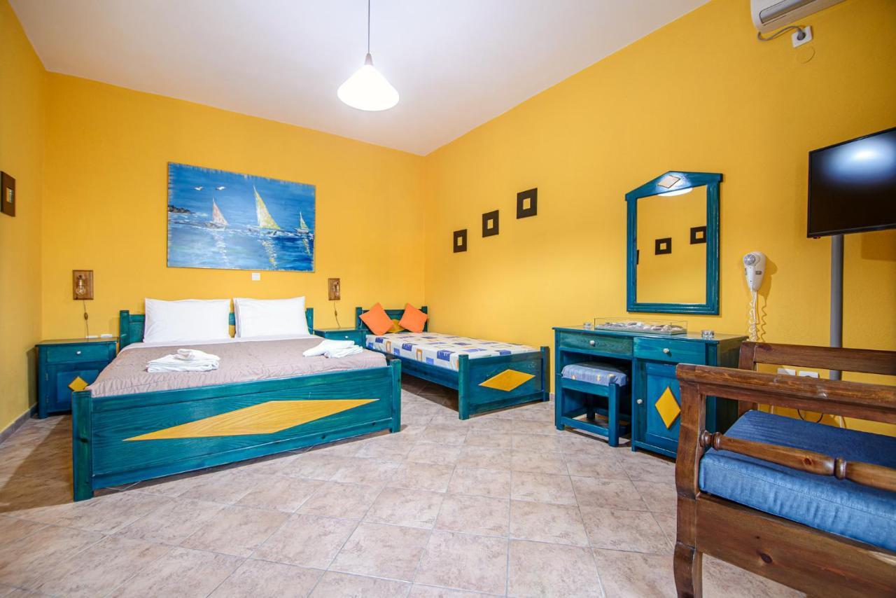 Atlantica Apartments Megalochori  Exterior photo